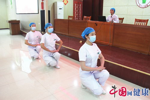 玉田縣醫(yī)院舉辦人文素養(yǎng)與服務禮儀培訓，提升醫(yī)療服務品質
